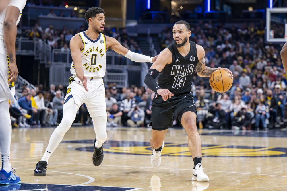 青岛强力外援助力取胜